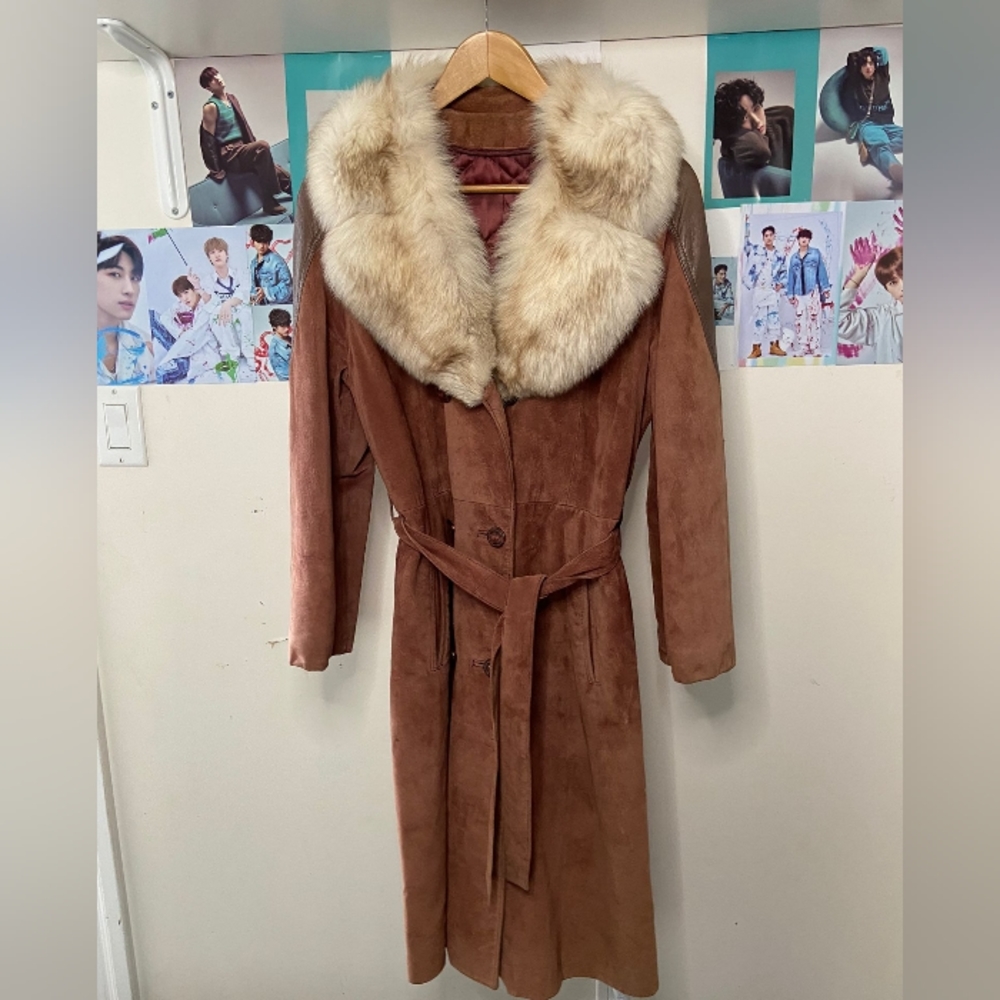 Jeno de Paris Size 14 Suede Jacket with Real Fur Trim 🍂